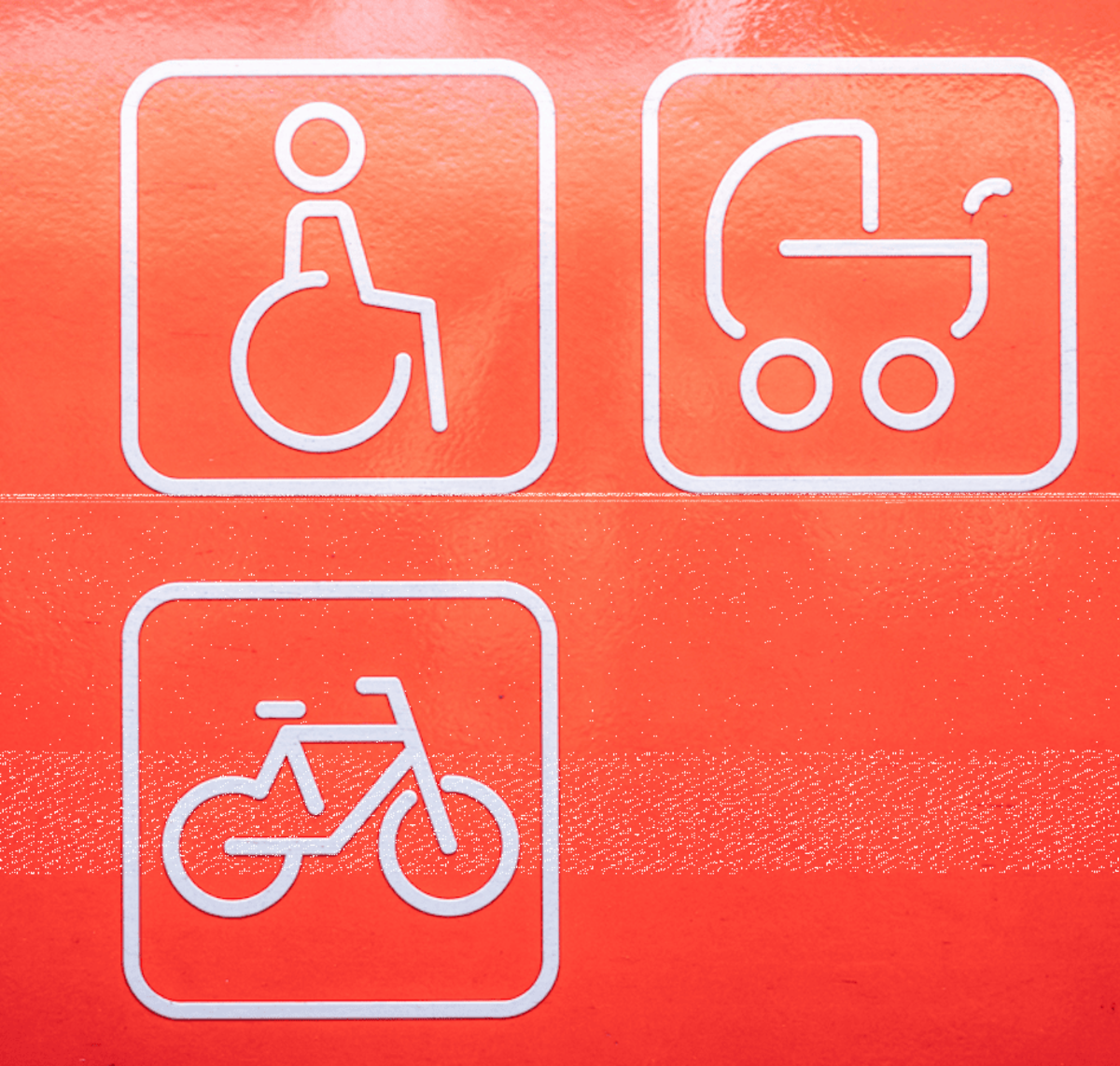 Piktogramm S-Bahn München: Rollstuhl, Fahrrad & Kinderwagen